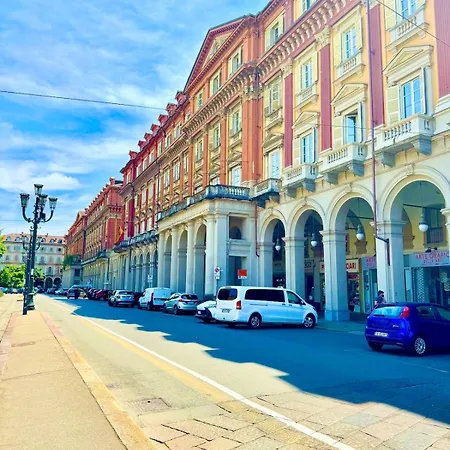 Torino - Piazza Statuto - La Suite Degli Artisti דירה