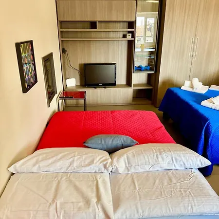 Torino - Piazza Statuto - La Suite Degli Artisti דירה