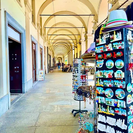 Torino - Piazza Statuto - La Suite Degli Artisti דירה *